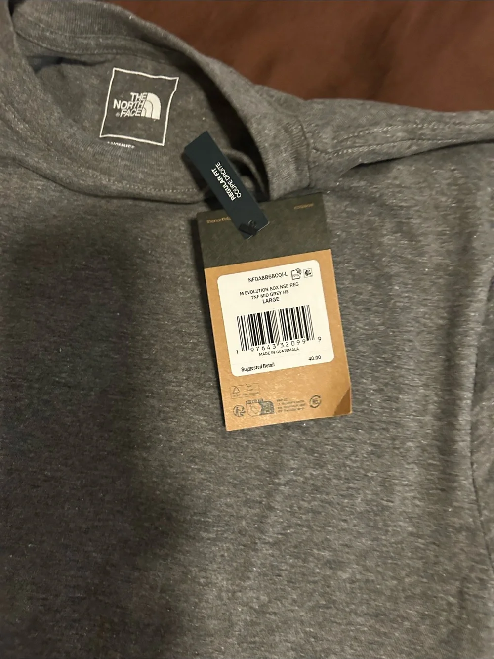 NWT North Face Men’s Long Sleeve Gray Logo Tee